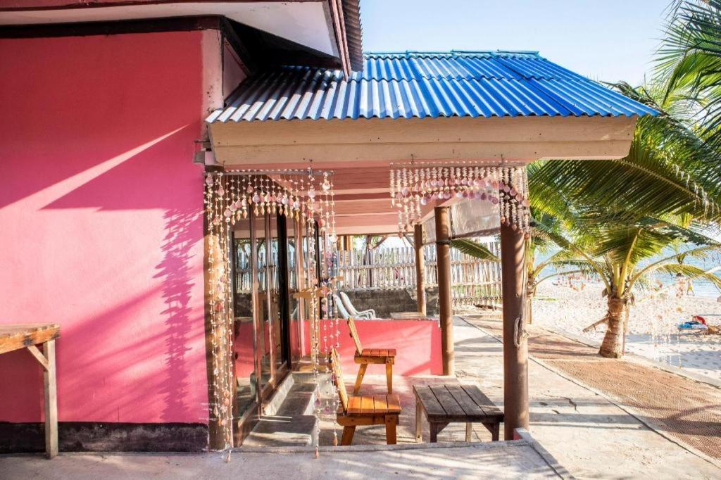 Oyo 797 Pink House Bungalow Koh Lanta Exterior foto